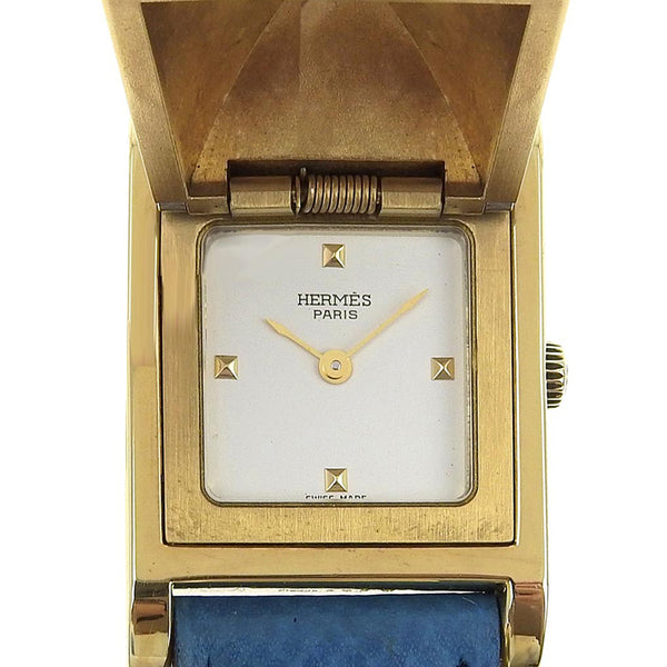 [HERMES] Hermes 
 Medor watch 
 Plated Gold× Leather 〇x engraved Quartz Analog display White dial Medor Ladies