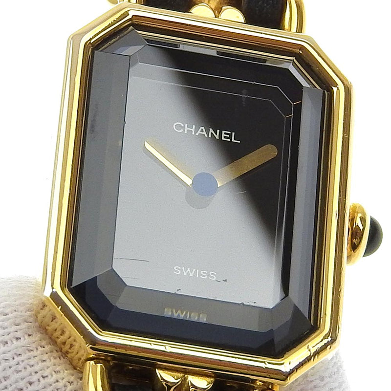 [Chanel] Chanel 
 Reloj de estreno 
 Recubrimiento de oro x cuero m grabado visualización analógica de cuarzo dial negro damas a-rank