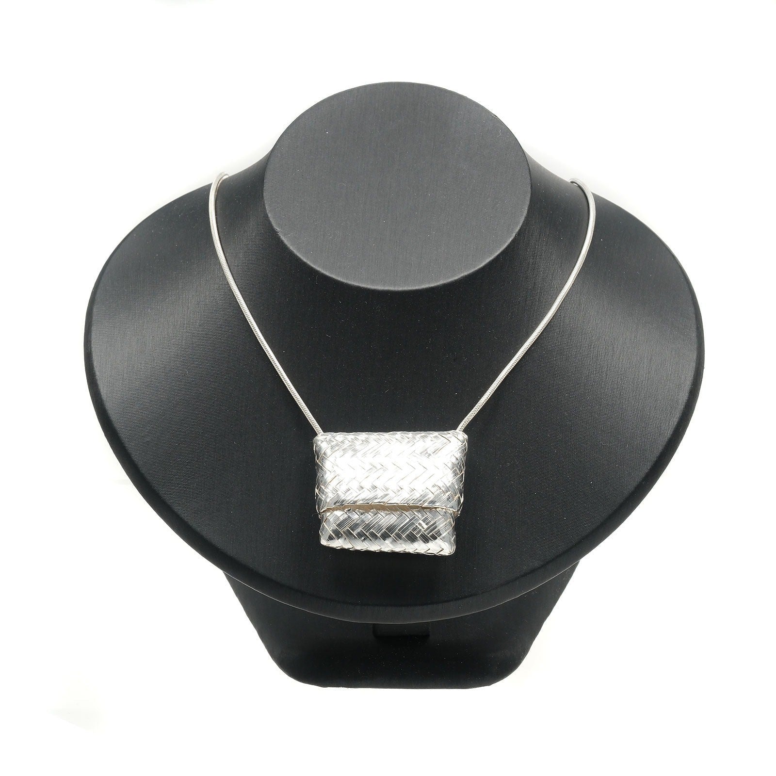 TIFFANY&Co.]TIFFANY&Co. pill case longNecklace Necklace