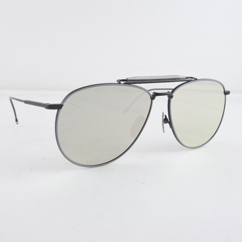 THOM BROWNE】トムブラウン ティアドロップ TB-015-LTD-BLK-GRY-62 サングラス ヴォーエプソン ユニセックス –  KYOTO NISHIKINO