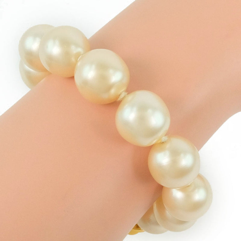 CHANEL] Chanel Cocomark bracelet Gold plating x fake pearl gold 96P engraved bracelet A-rank – KYOTO NISHIKINO
