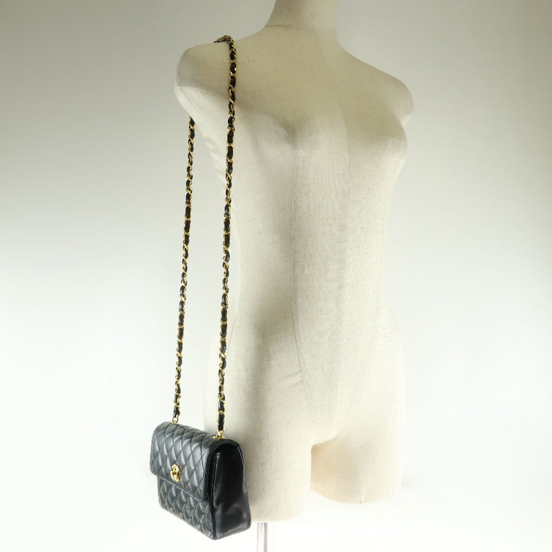 [Chanel] Chanel cadena de hombro matrasse bolso de hombro vintage rumskin damas negras bolso de hombro b-rank