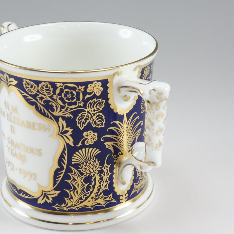 【Royal Crown Derby】ロイヤルクラウンダービー
 エリザベス2世女王 御即位40周年記念 食器
 カップ Queen Elizabeth II 40th Anniversary of Accession to the Throne _Sランク