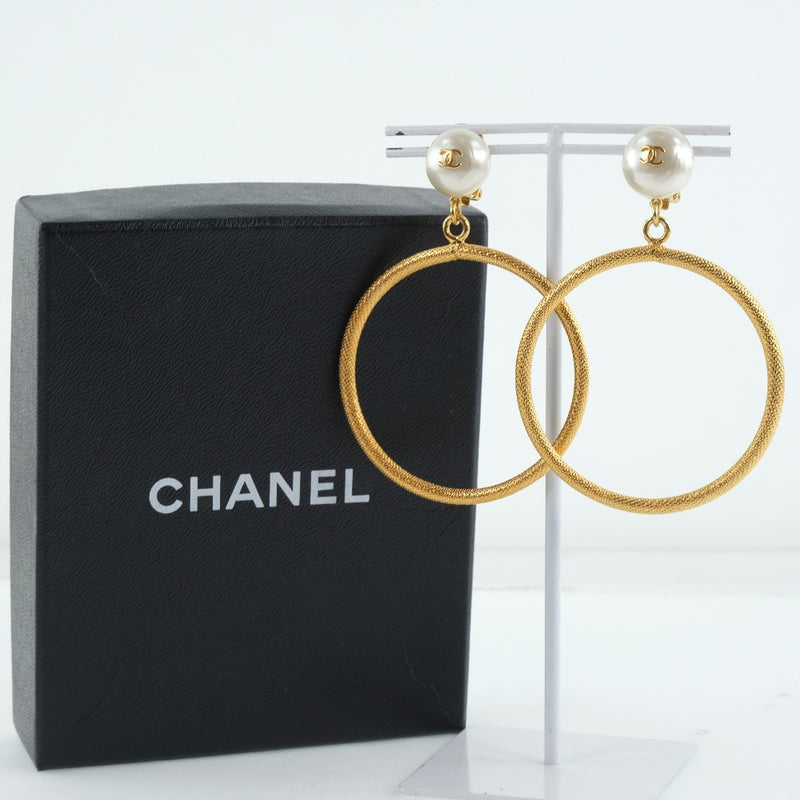 [Chanel] Chanel Hoop Coco Mark Pendientes Reparación de oro X Pearl Fake 96a Pendientes de damas grabadas