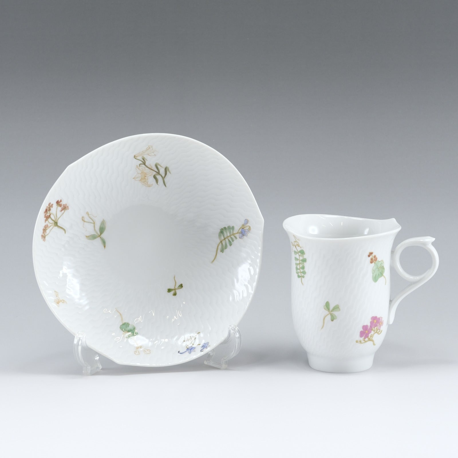 Meissen】マイセン そよ風 コーヒーカップ＆ソーサー×1 704901/29582 食器 ポーセリン _ 食器 Sランク – KYOTO  NISHIKINO