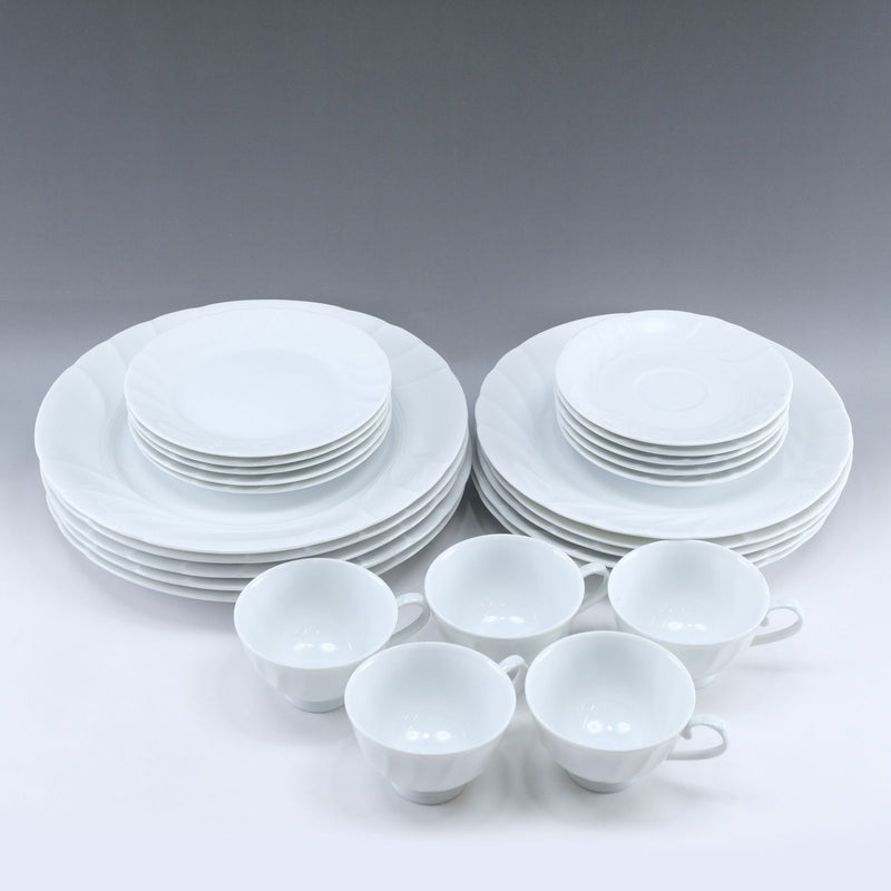 [NARUMI] Narumi tableware 5 -person set total 25 pieces Cup & saucer/large, medium and small plate porcelain white unisex tableware S rank