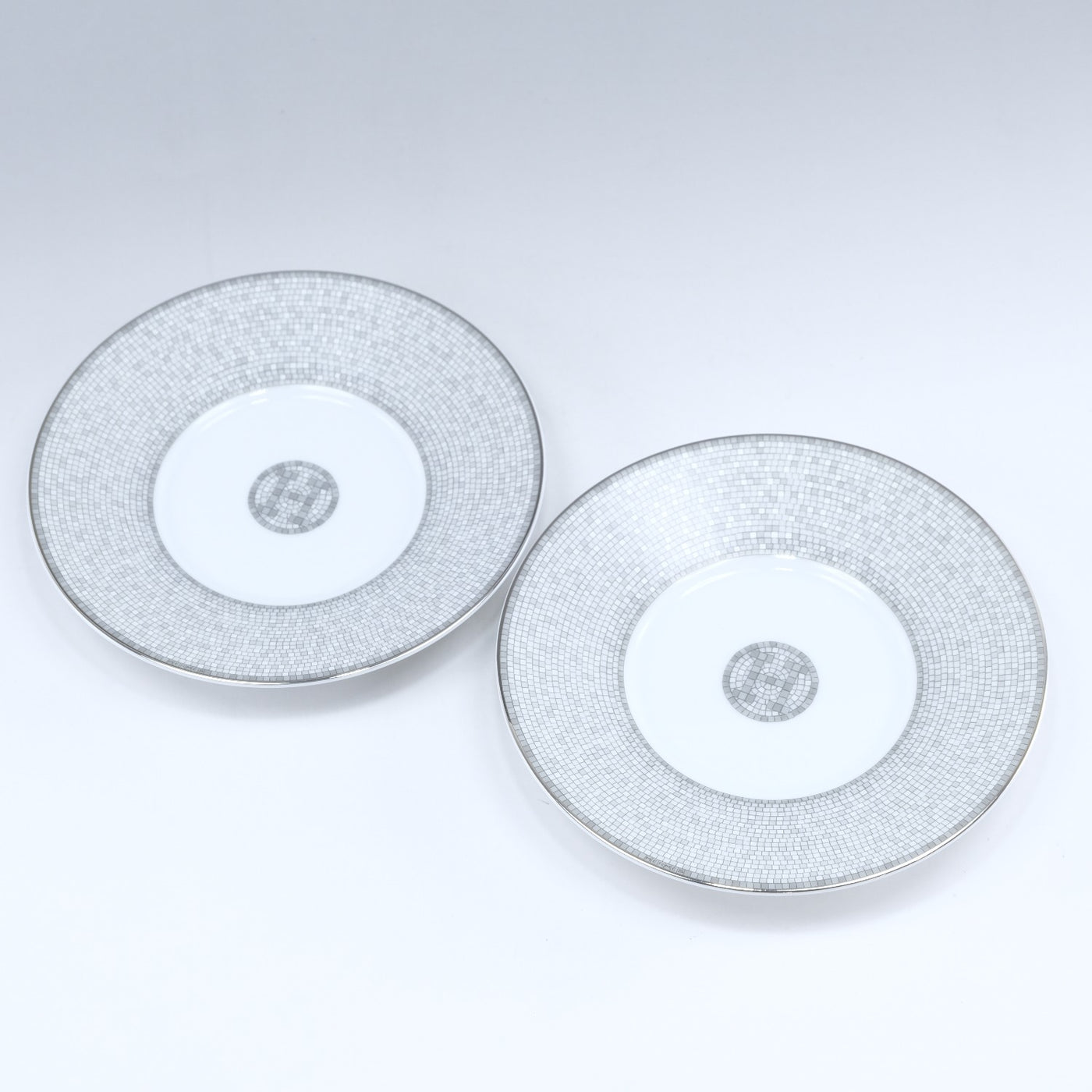 HERMES 食器 HERMES - HERMES 新品エルメスシャスグリーン緑八角皿カップ＆ソーサー