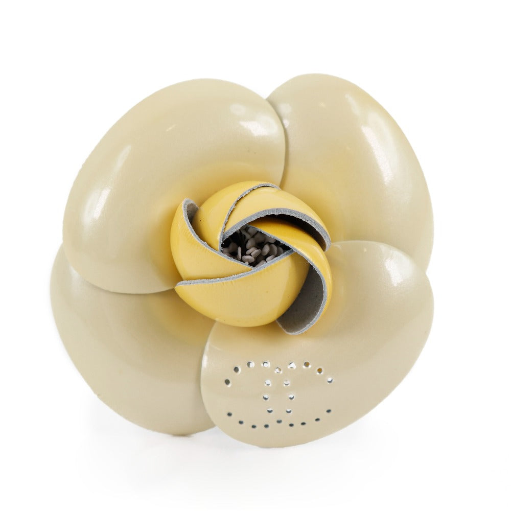 CHANEL】シャネル コサージュ カメリア A16272X01462 ブローチ 黄色