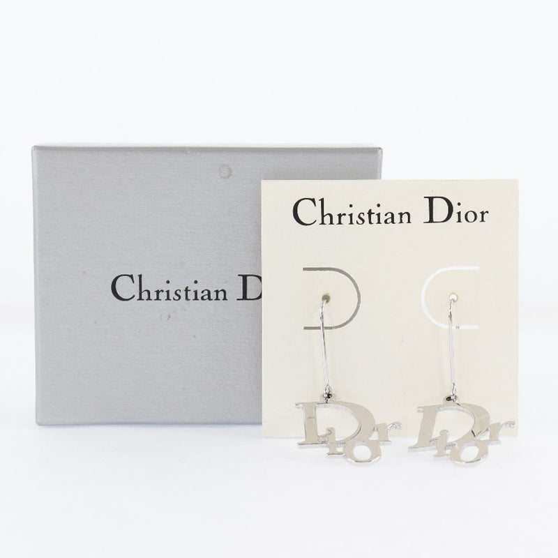 【Dior】クリスチャンディオール
 ロゴ フック 金属製 シルバー レディース ピアス
A+ランク