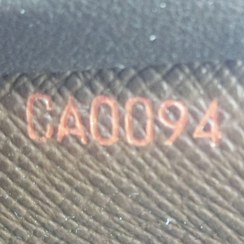 [루이비통] 루이비통 
 소형 지퍼 바이 -폴드 지갑 
 N61668 DAMI CAMBUS TEA CA0094 조각 된 스냅 버튼 소형 지퍼 레이디스 B 순위