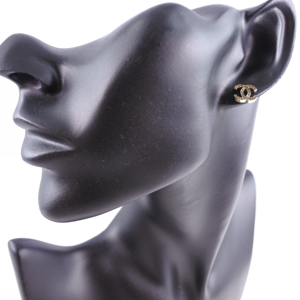 CHANEL】シャネル ココマーク A21281 ピアス 金メッキ シルバー