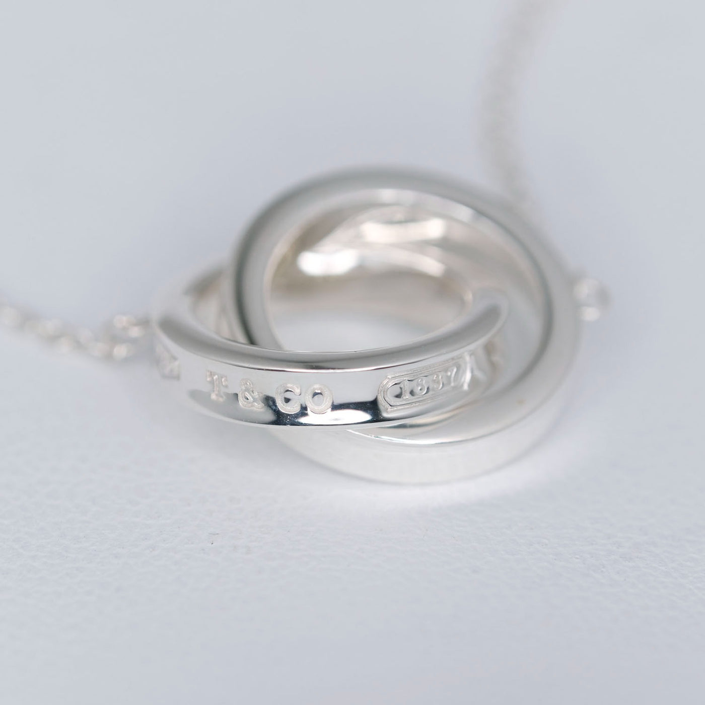 TIFFANY&Co.】ティファニー インターロッキング サークル 1837