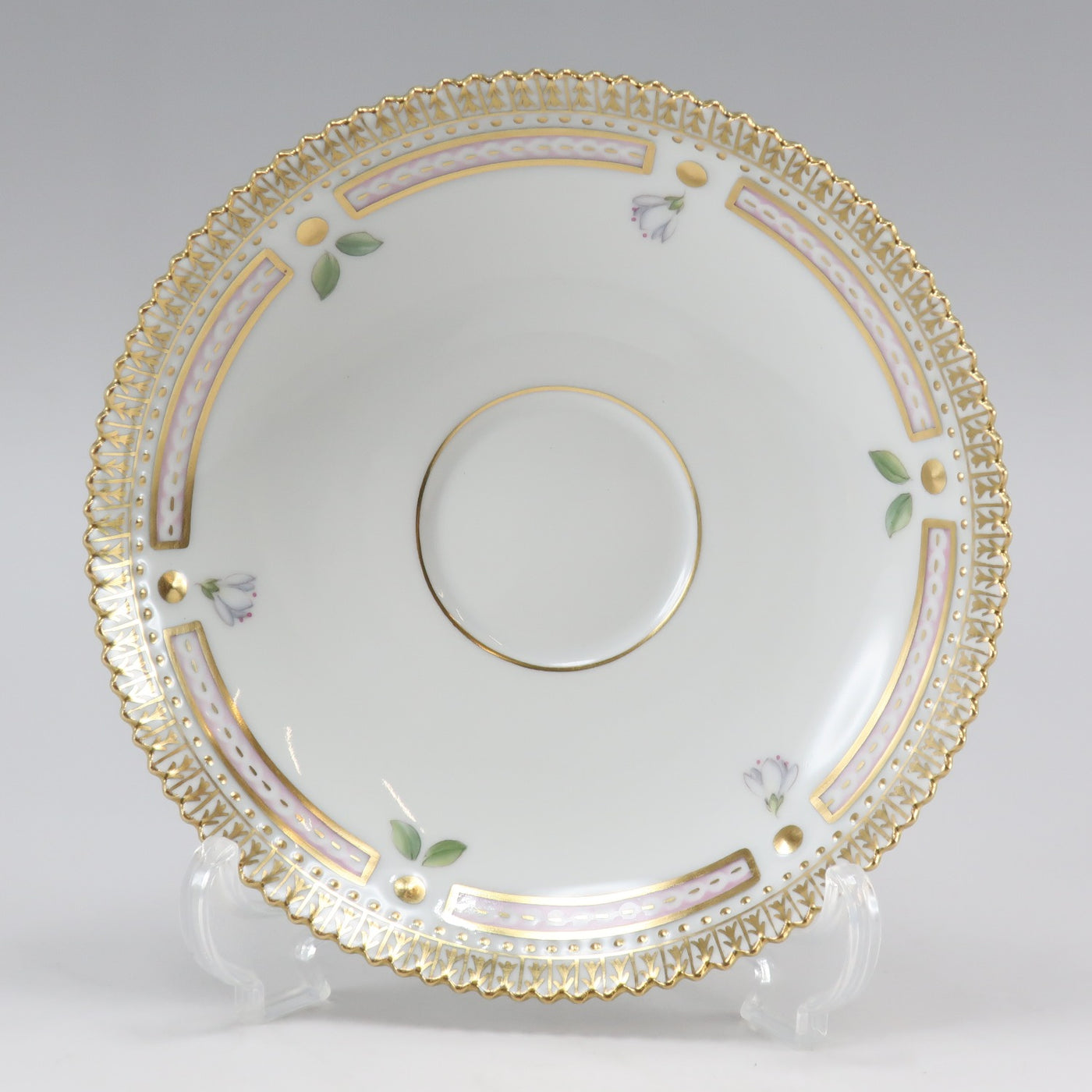ロイヤルコペンハーゲン　ポーセリン Royal Copenhagen】ロイヤルコペンハーゲン フローラダニカ カップ