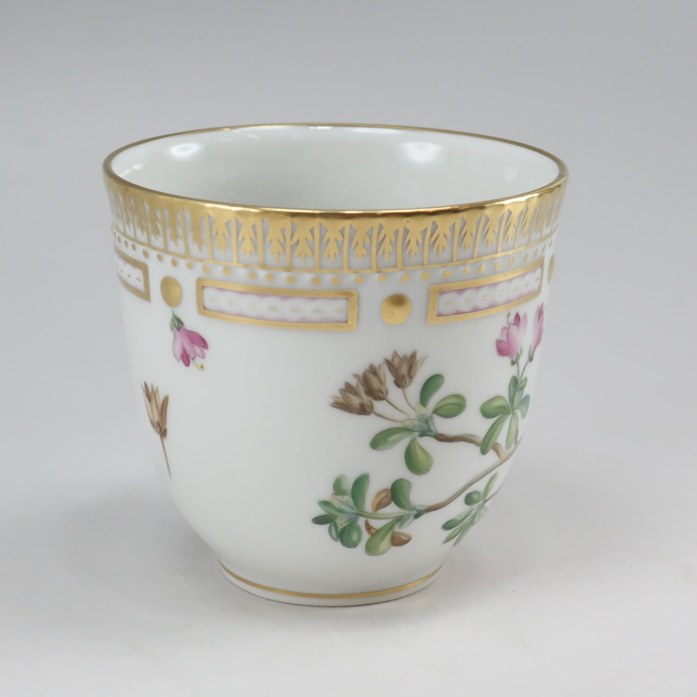 Royal Copenhagen】ロイヤルコペンハーゲン フローラダニカ カップ