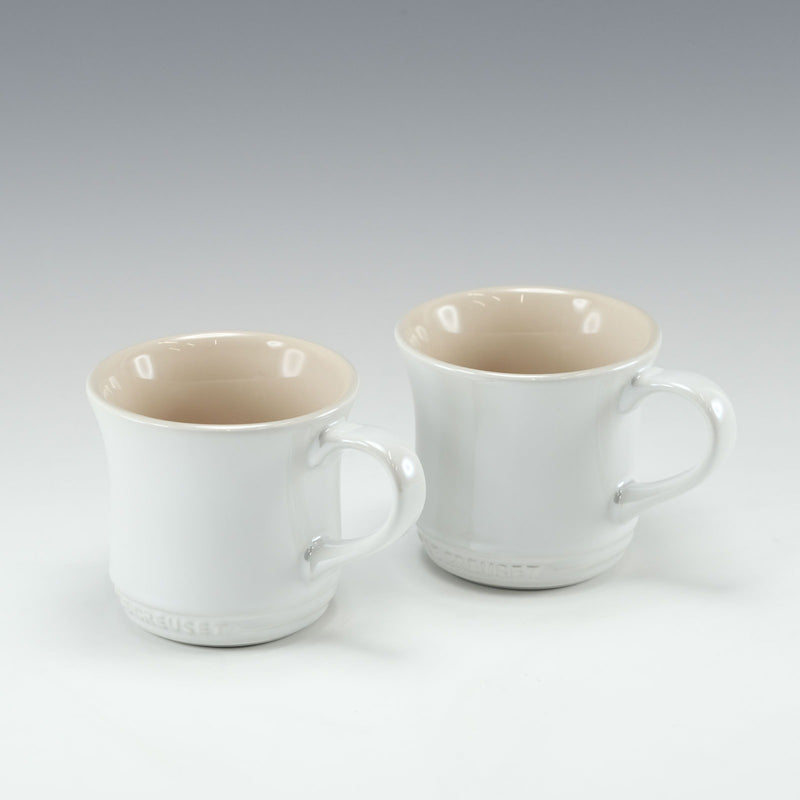 【LE CREUSET】ル・クルーゼ
 ティーポットとマグカップ(SS)のペアセット 食器
 陶器 ホワイト 食器
Sランク