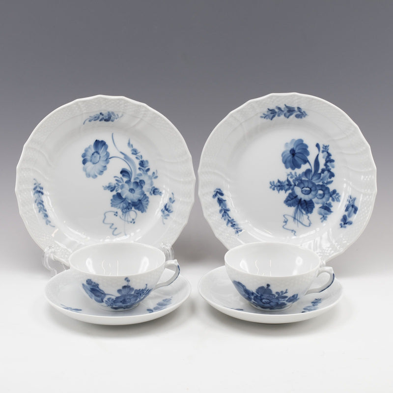 Royal Copenhagen] Royal Copenhagen Blue Flower Plain & Curve Cup & Saucer &  Plate × 2 Tableware Porcelain blue tableware – KYOTO NISHIKINO