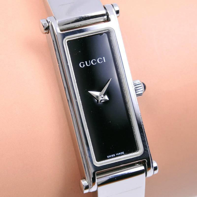 日本未入荷 グッチ1500Lシルバー・美品・レディース腕時計・稼動品 