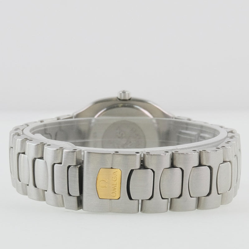 LOT:58 | OMEGA - a stainless steel Seamaster Aqua Terra bracelet watch,  36mm.