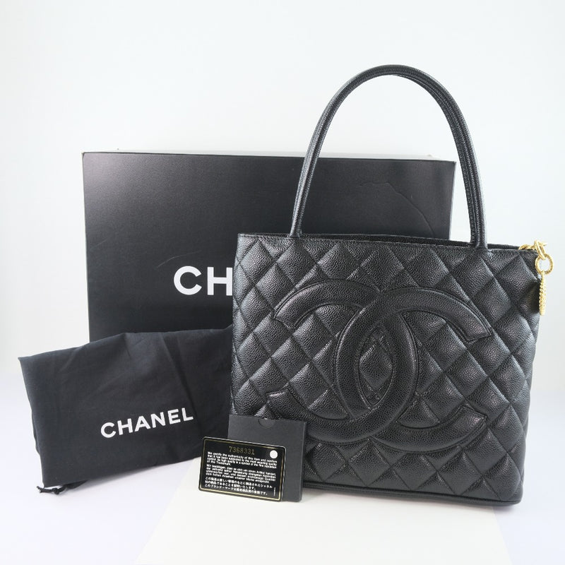 [香奈儿]香奈儿（Chanel）重印手提袋垫垫垫子鱼子酱皮肤黑色女士手提袋等级