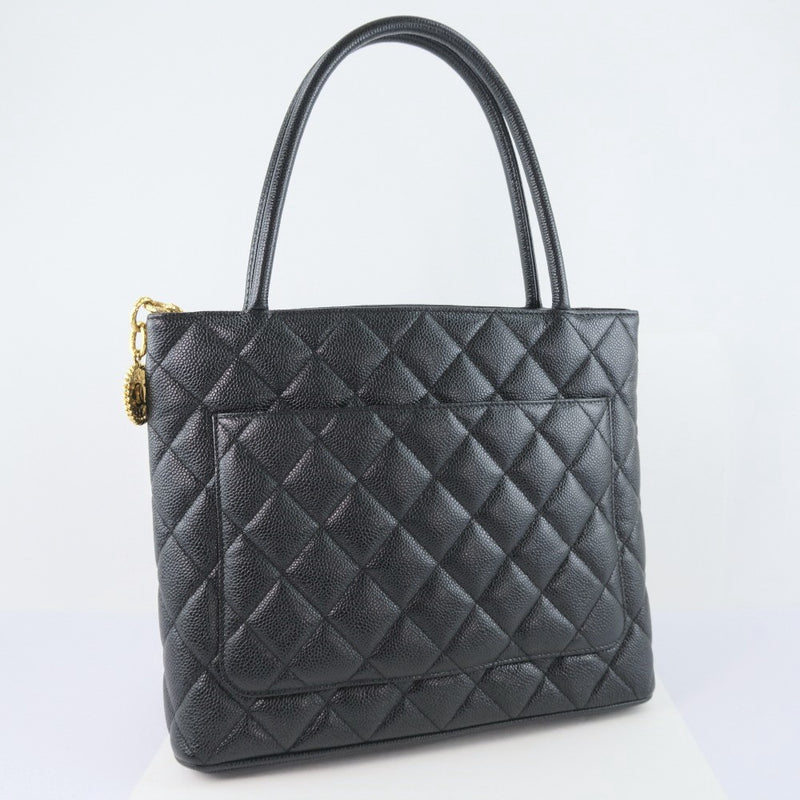 [CHANEL] Chanel reprint tote tote bag mat caviar skin black ladies tote bag A rank