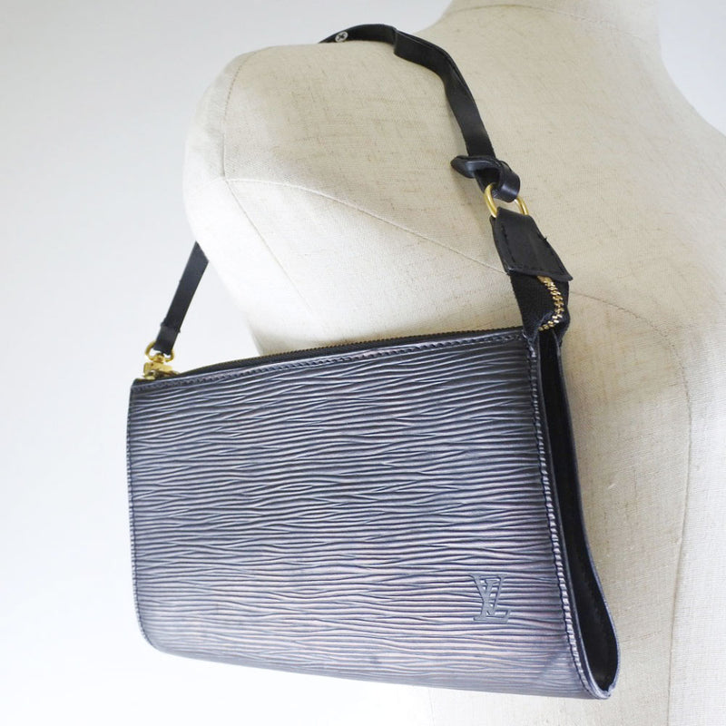 Louis Vuitton Epi 4 Key Holder - Black Bag Accessories