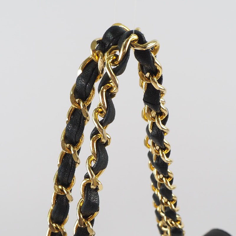 希少★ シャネル　パリ限定　マトラッセ チェーンショルダーバッグ　ヴィンテージ CHANEL(シャネル) マトラッセ パリ限定 チェーンショルダー