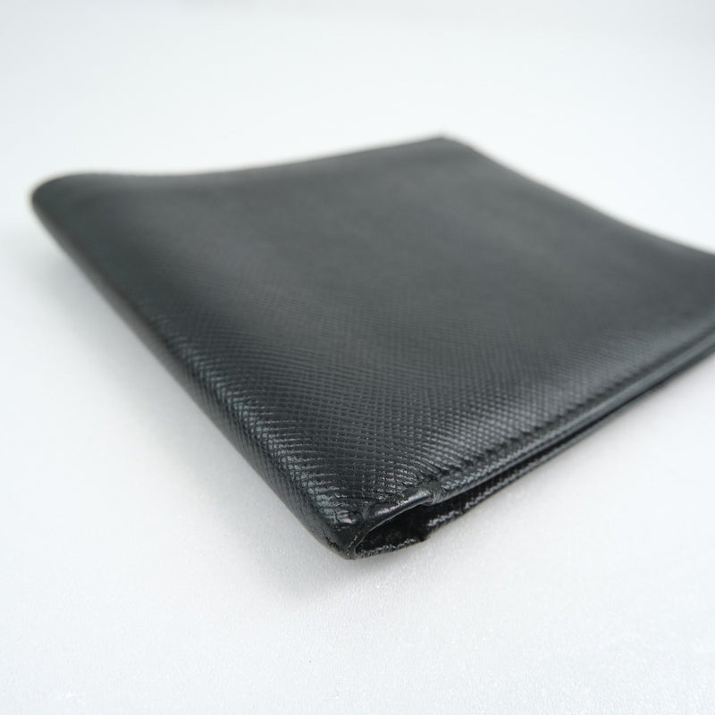 【PRADA】プラダ
 札入れ 二つ折り財布
 カーフ 黒 Bill Compartment メンズ