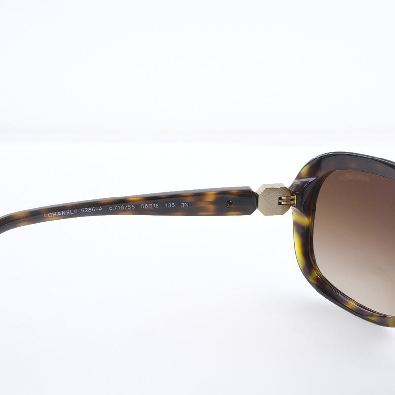 [Chanel] Chanel 5286-A C.714/S5 Gafas de sol Plastic Brown 56 □ 18 135 Gafas de sol de damas grabadas A-Rank