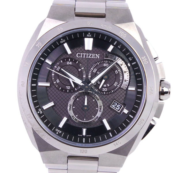 【CITIZEN】シチズン
 アテッサ エコドライブ E610-T018505 AT3010-55E 腕時計
 チタン ソーラー電波時計 クロノグラフ メンズ 黒文字盤 腕時計
A-ランク