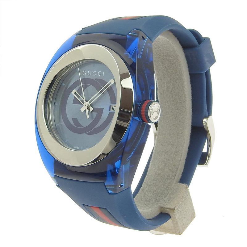 【GUCCI】グッチ
 YA137.1 ステンレススチール×ラバー 青/赤 クオーツ アナログ表示 レディース ブルー文字盤 腕時計
Aランク