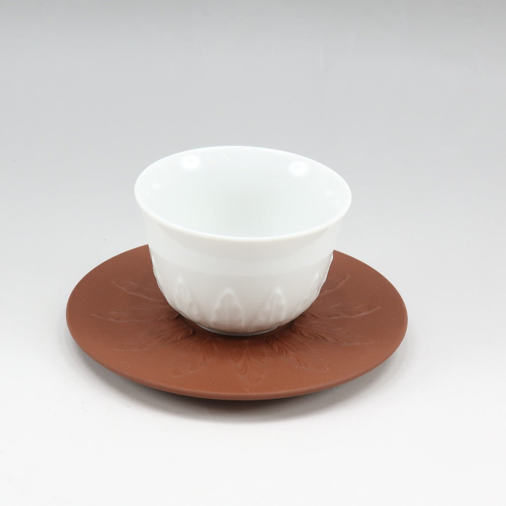 Meissen】マイセン 1984～1989 歴代レリーフ 食器 湯呑＆茶托 6客セット ポーセリン 1984-1989 Reliefs –  KYOTO NISHIKINO