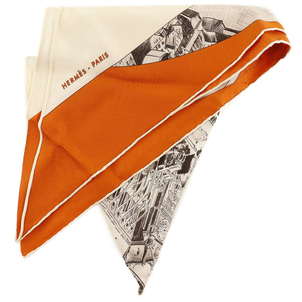 【HERMES】エルメス
 ポワントゥ Regarde Paris パリを眺める 三角スカーフ シルク オレンジ/白 レディース スカーフ
Aランク