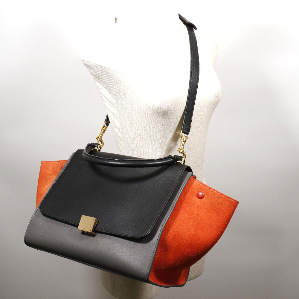 CELINE】セリーヌ トラペーズ ハンドバッグ 2WAYショルダー 169543PTA.25FO カーフ×スウェード ブラック/グレー/ –  KYOTO NISHIKINO