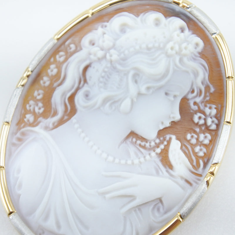 Cameo Pendant Top K18 Yellow Gold x PT900 Platinum Gold/Silver