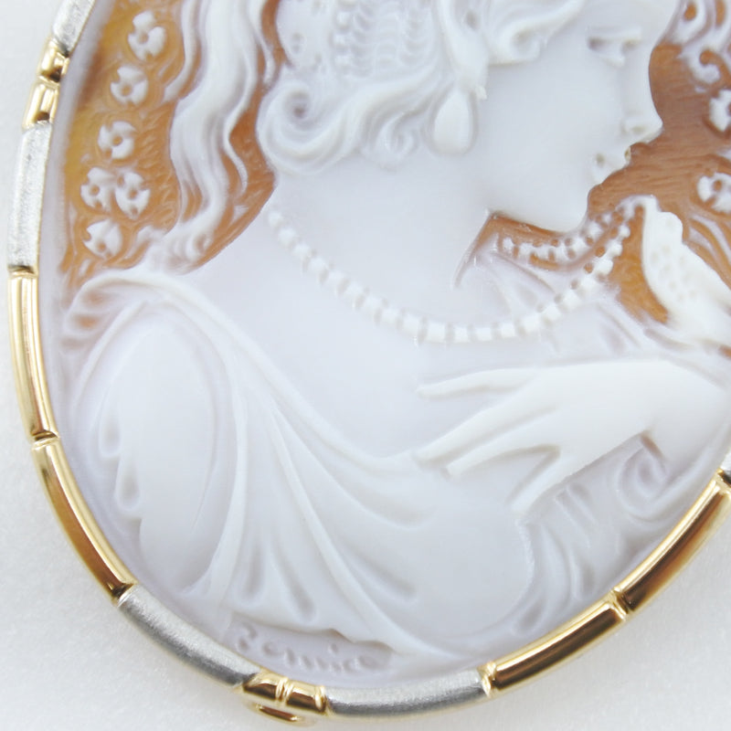 Cameo Pendant Top K18 Yellow Gold x PT900 Platinum Gold/Silver